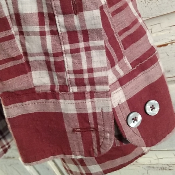 Rown Men's Button Down - Picture 3 of 3